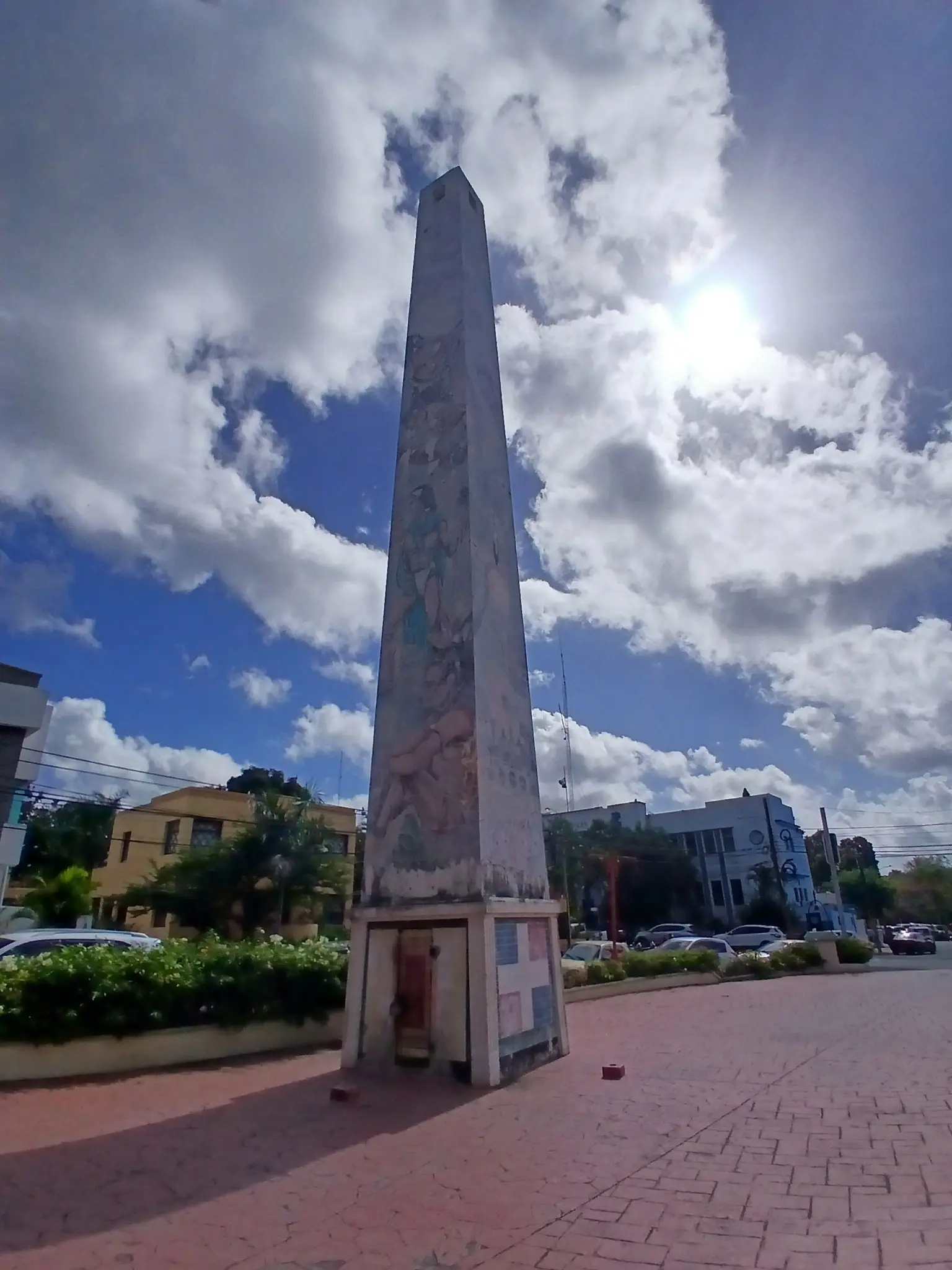 El Obelisco de La Romana. Cortesía de Julio César Martínez Rodríguez.