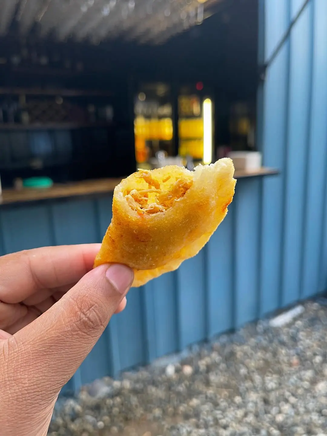 Empanada o Catybias de Catybias Café.