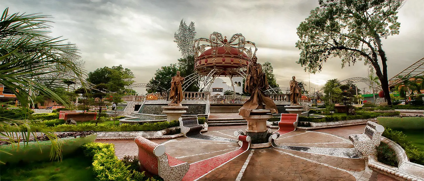 Hato-mayor-Parque-Mercedes-de-la-Rocha | NOTICIARIO RD Parque central Mercedes de la Rocha en Hato Mayor. Imagen por municipalidadentusmanos.gob.do