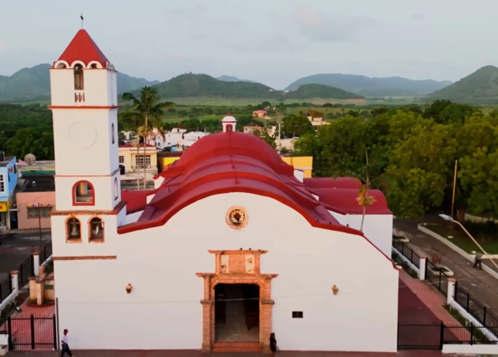Basílica de la Santa Cruz del Seibo. Cortesía de Andariero DO