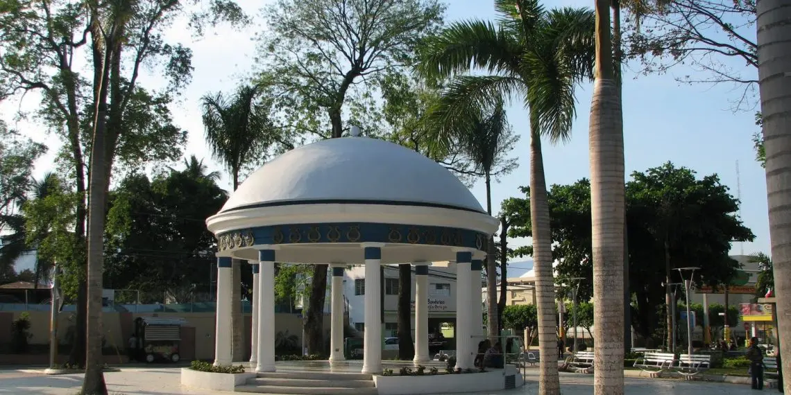 Parque Duarte en la Monseñor Nouel. Foto por @explorandomonsenornouel | NOTICIARIO RD Parque Duarte en la Monseñor Nouel. Foto por @explorandomonsenornouel