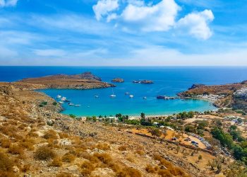 Los 27 destinos europeos que serían accesibles sin visa con el pasaporte electrónico dominicano