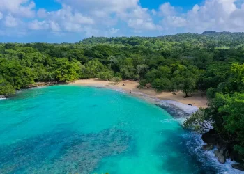 Playa Caletón beach in Río San Juan. Cortesía de Mikkel Ulriksen.
