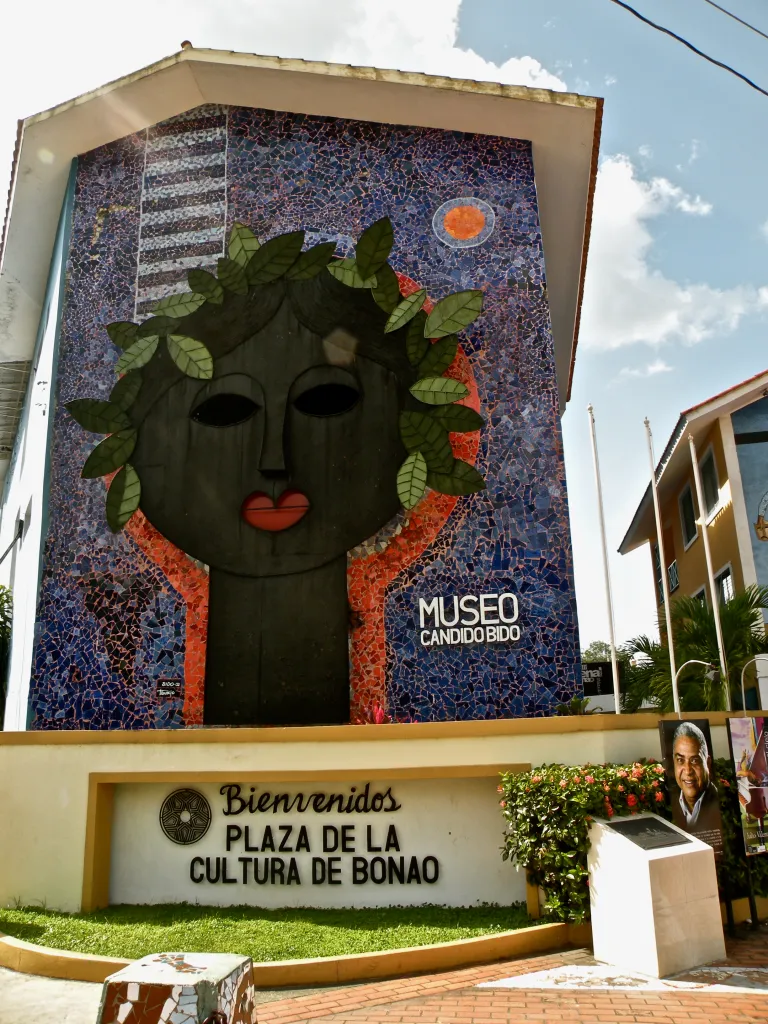 bonao-museo | NOTICIARIO RD Museo Cándido Bidó en Bonao, provincia Monseñor Nouel. Foto por nobultodom