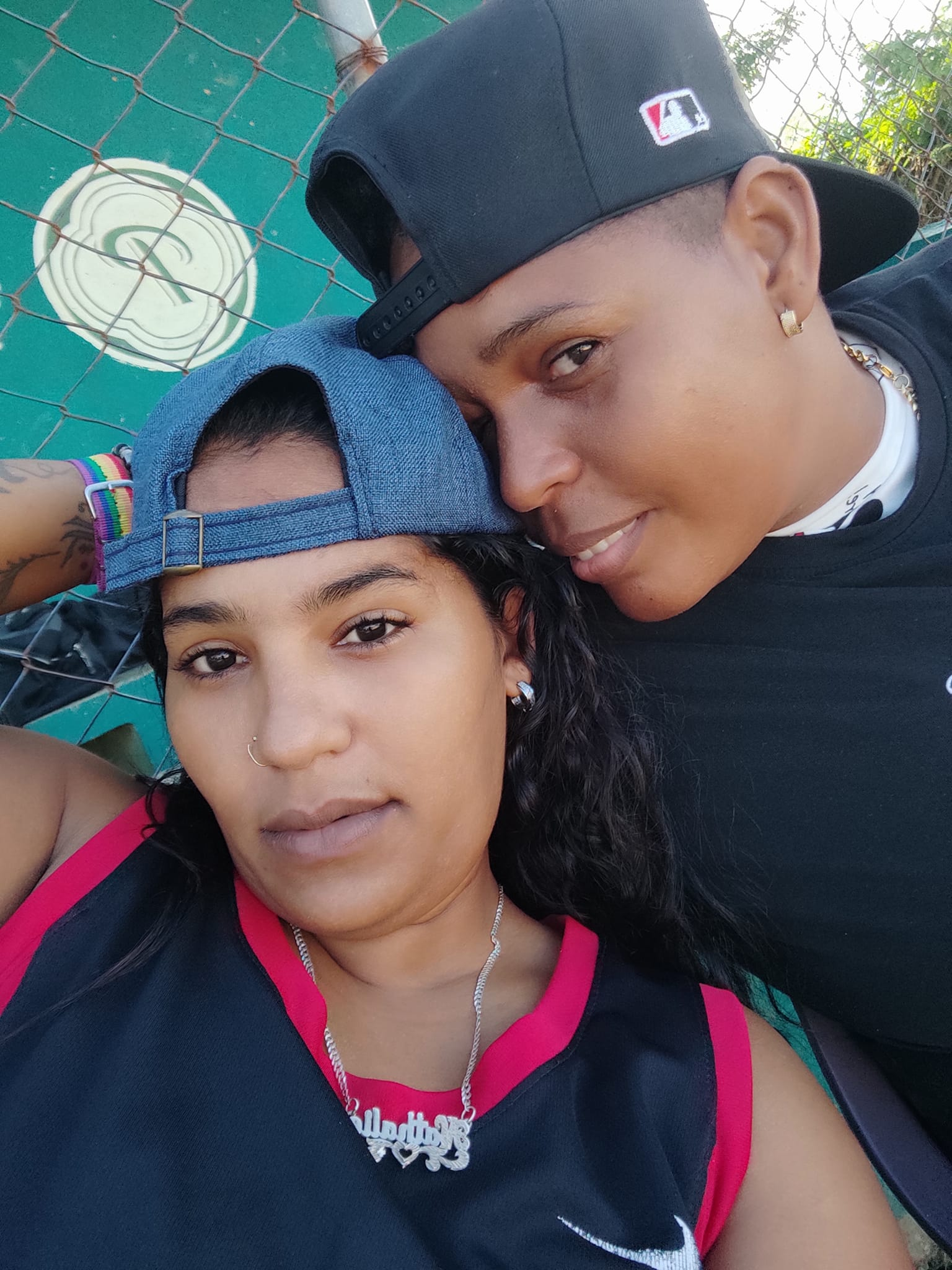 Pareja de jovenes involucrada