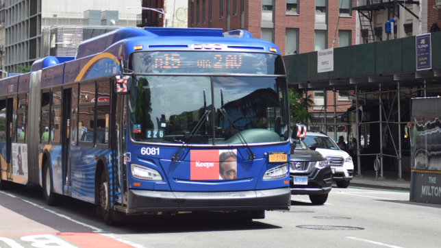 Nuevas multas en NYC: estas 2 rutas de autobús comenzarán a sancionar conductores