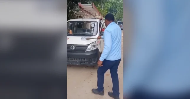 Incidente entre comerciante y técnicos del servicio eléctrico se vuelve viral