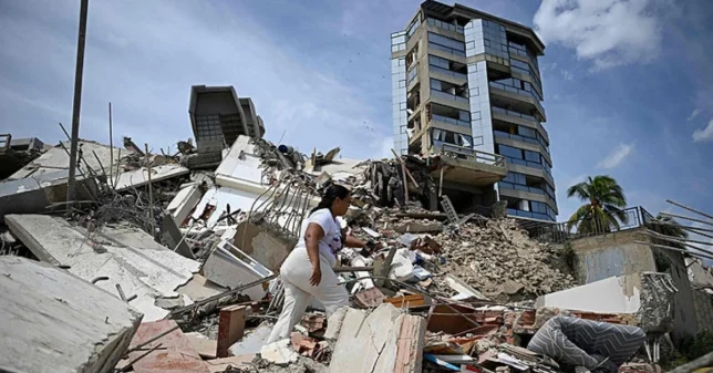 Mujer da a luz durante rescate tras sismos en Venezuela