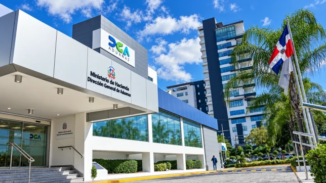 Aduanas detecta cargamento récord de municiones en Haina