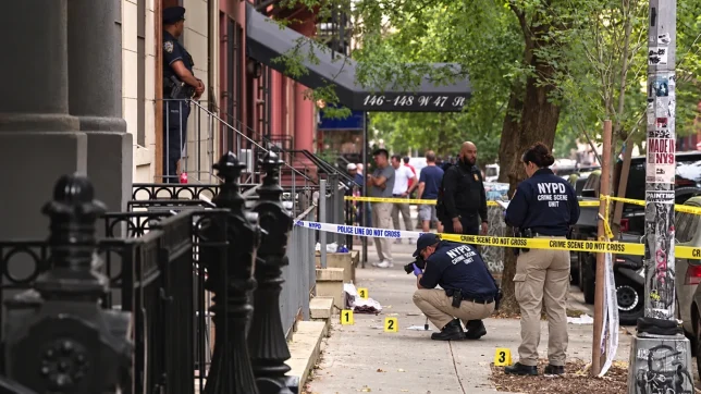 Policía busca a sospechoso tras incidente en Hell’s Kitchen
