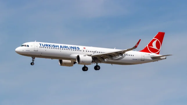 Vuelo de Turkish Airlines cambia de aeropuerto por tormenta