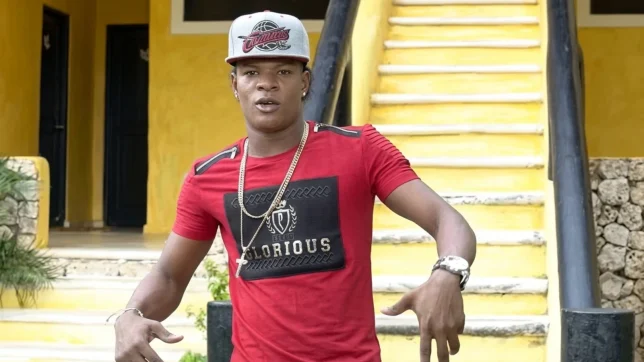 Kiry Curu responde a Tolentino por señalamientos en Boca Chica