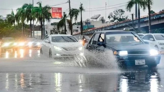 COE activa alertas en varias zonas de RD por onda tropical